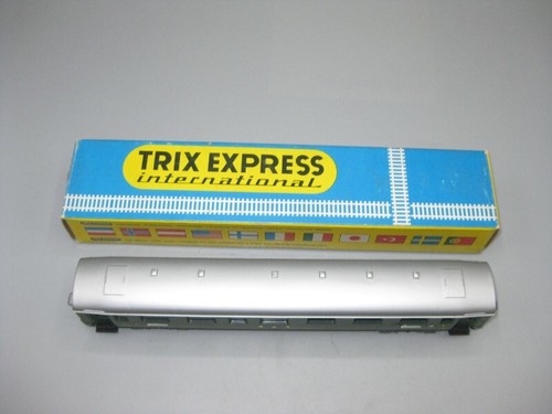 Trix Express HO 3788 BLS (191) schweizerischer 1. Klasse Personenwagen, #d509 - Picture 3 of 7