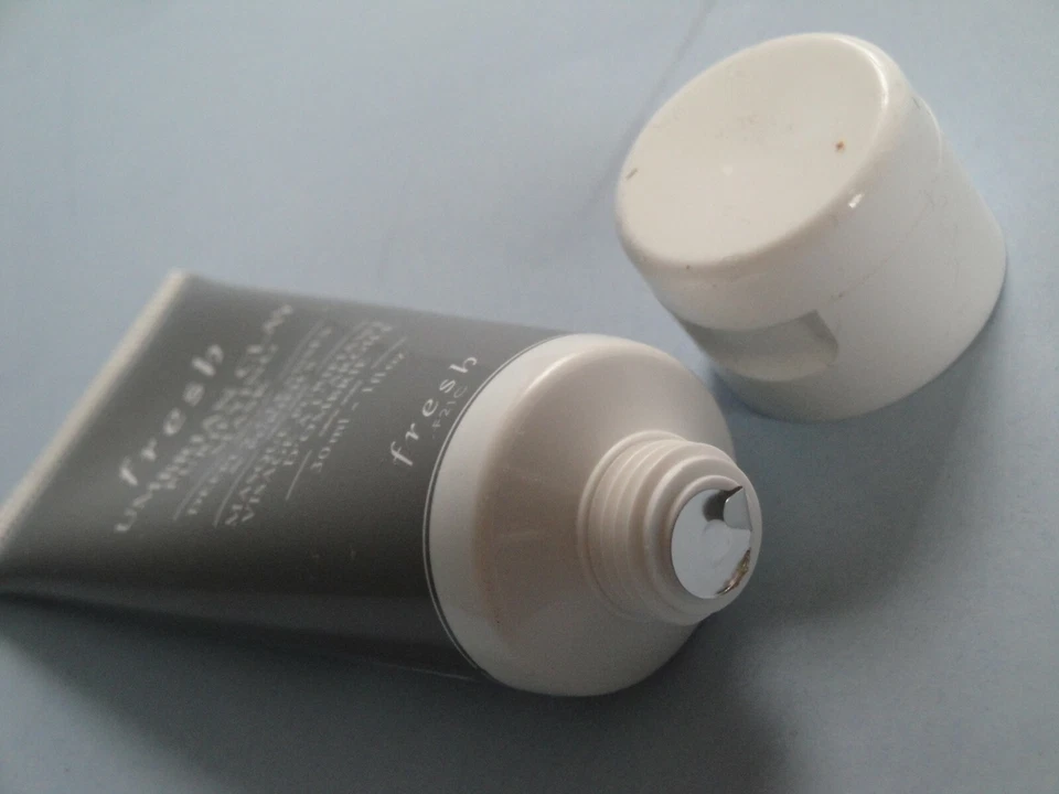 Fresh Umbrian Clay Purifying Mask 1 fl oz - Image 3 of 4