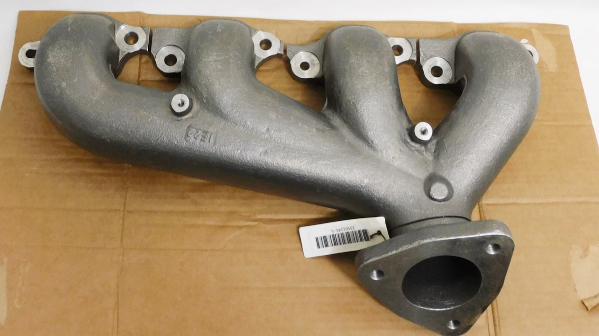 NEW-Genuine Navistar International Heavy Truck Exhaust Manifold  