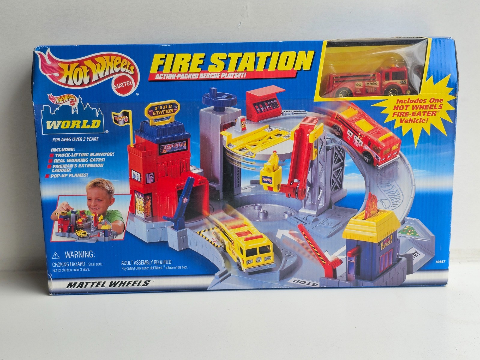 Vintage 1998 Hot Wheels World Fire Station Playset 89857 Sealed New Fire-Eater