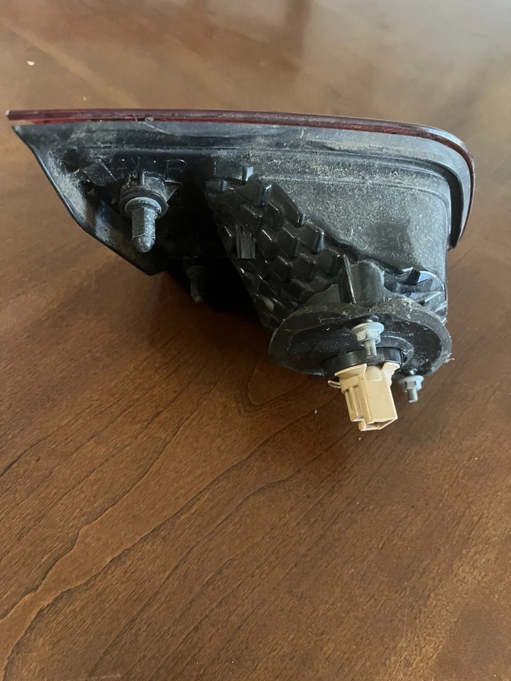 Subaru Legacy Trunk Lights Markers 2010-2014 - Image 2 of 4