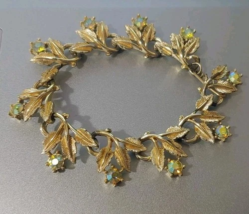 4 Vintage Costume Jewelry Bracelets.