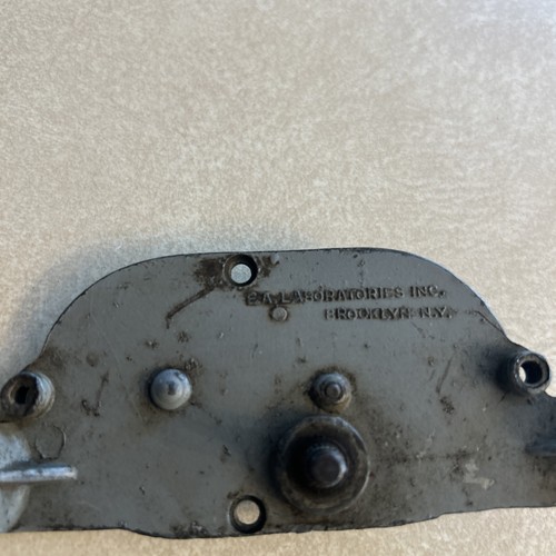 1928-1930 MODEL A FORD - E.A. LABORITORIES, 6 vt. ELECTRIC WIPER MOTOR (Cover) - Picture 3 of 11