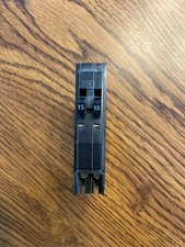 Square D QOT1515 Tandem Circuit Breaker 15A