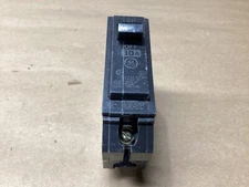 GE THQB 130 CIRCUIT BREAKER 1 POLE 30 AMPS 130 AC GENERAL ELECTRIC #110L143*CO