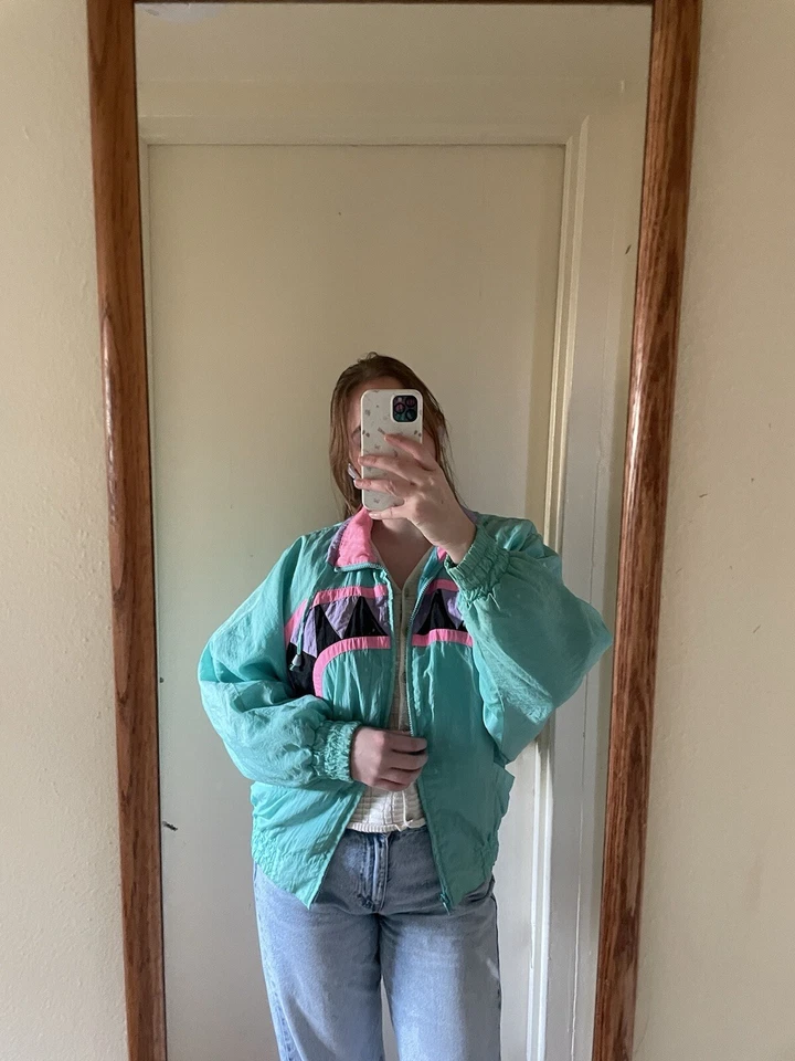 Chaqueta vintage años 80, muy buen estado algunas leves marcas en la espalda (¿suciedad?) Foto 4 de 4