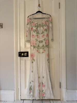 Temperley London Aubrey Embroidered Wedding Dress. Hand embroidered lace | eBay UK Temperley London Aubrey Embroidered Wedding Dress. Hand embroidered lace | eBay UK