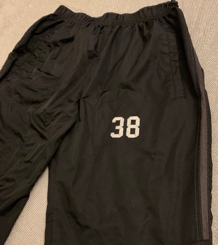 Easton InMotion Fit Mesh Lined Warm Up 