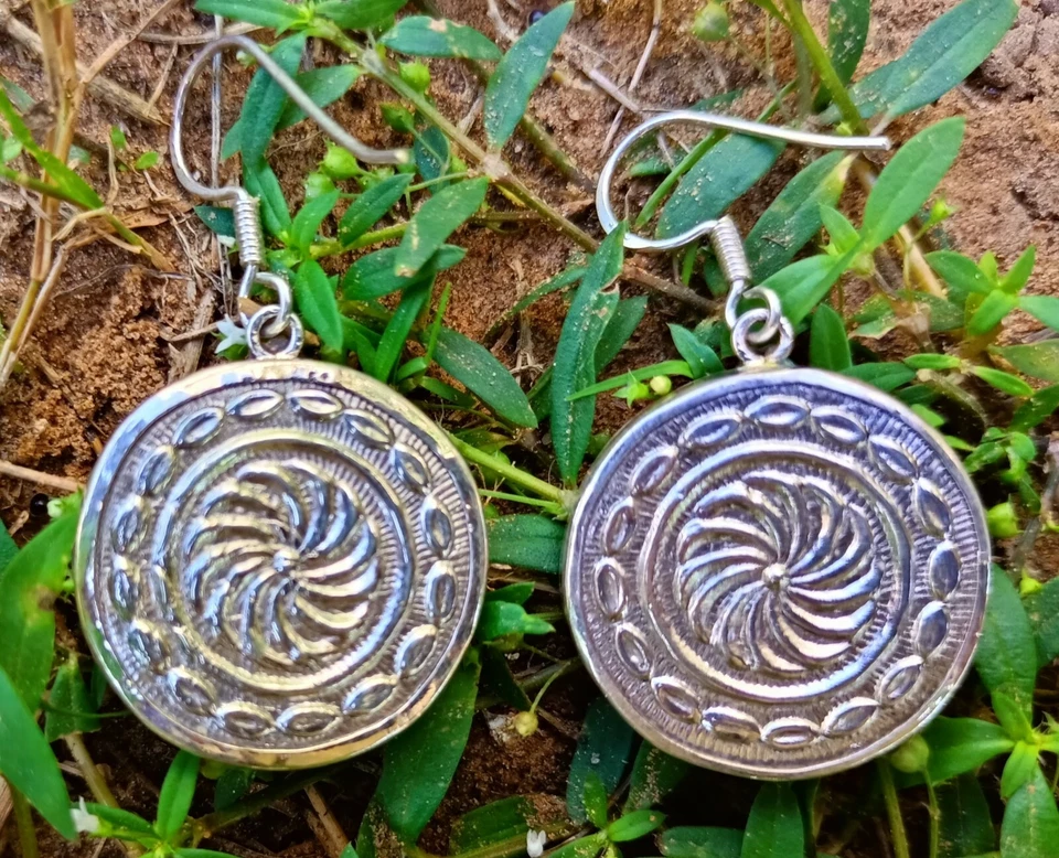 Handmade Hand Painted 925 Sterling Silver Miniature Ganesha Earrings 23X40mm #44 - Image 3 of 4