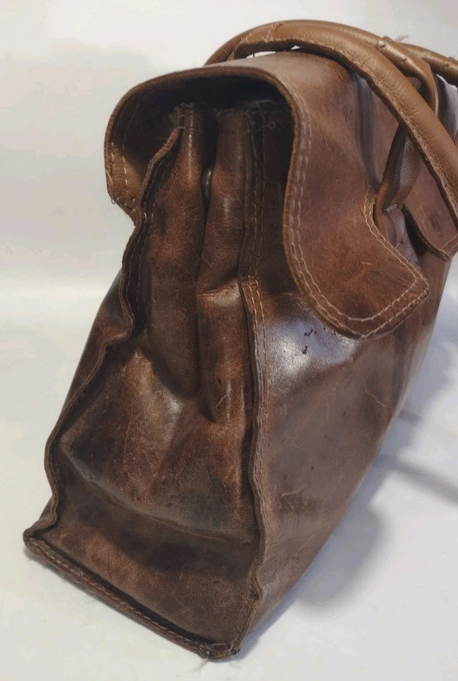 Custom Artisan Leather Satchel Bag Jacquard Lining Expandable Trapezoid - Image 4 of 4