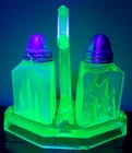 Vintage Green Uranium Depression Glass Art Deco Salt & Pepper w/Caddy