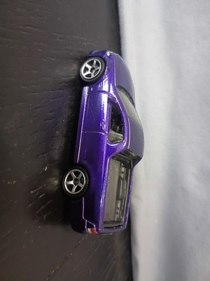 Matchbox 2010 Sports Cars 1908 Holden Ve Ute SSV 1:87 Scale Diecast Car