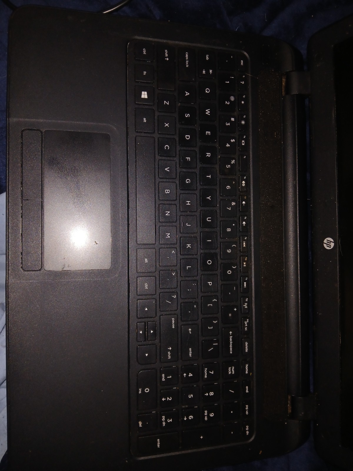 Hp Laptop Charger Included