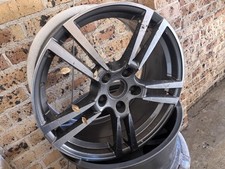AUDI Q7 ALLOY WHEEL 20"  PICK UP ONLY 4ITEMS/Scratches on the surface