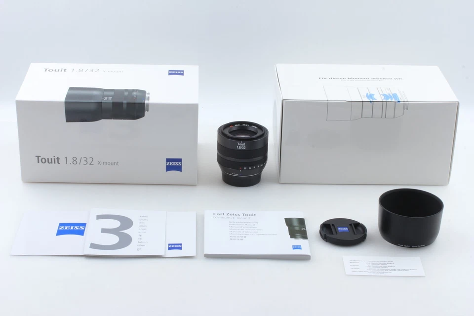 [Unused in Box] ZEISS Touit 32mm F1.8 Fujifilm X-Mount Standard Lens APS-C JAPAN - Image 2 of 4