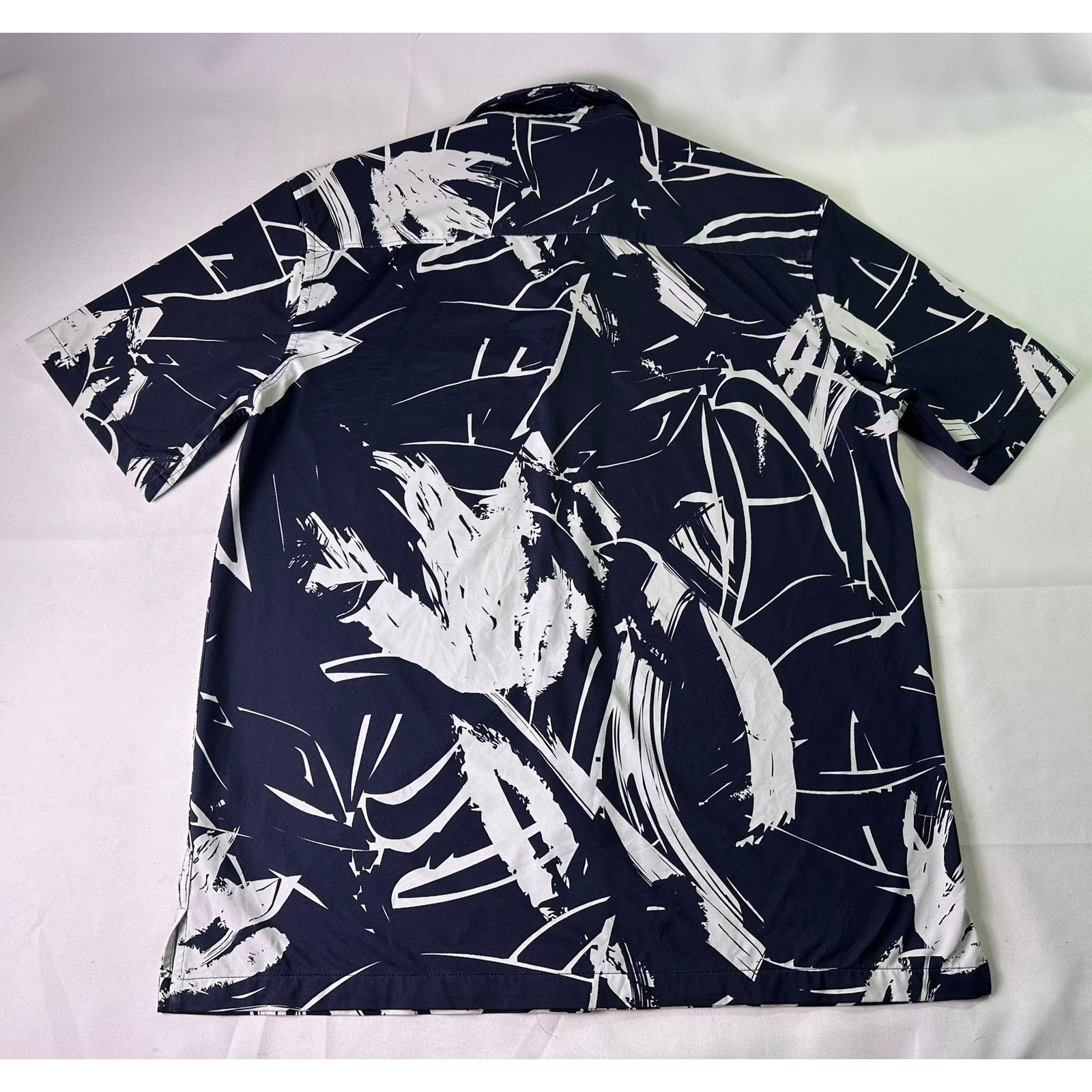 Zara Men's Abstract Leaf Print Shirt Navy White Short Sleeve Button Up Medium image 8