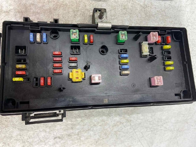 2008 Dodge Ram 1500 2500 4x4 TIPM Totally Integrated Power Module w/Fuse Box OEM