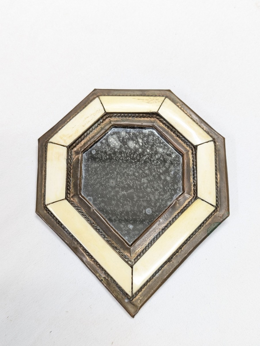 Moroccan Art Vintage Handmade Brass Wall Bone Camel Mirror  Moroccan  Wall Mirror Brass Vintage‎ main image 0