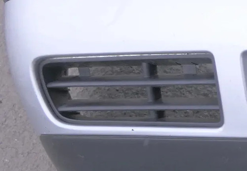1x VW Golf 4 nur Gitter Abdeckung in Stoßstange vorne rechts vorn