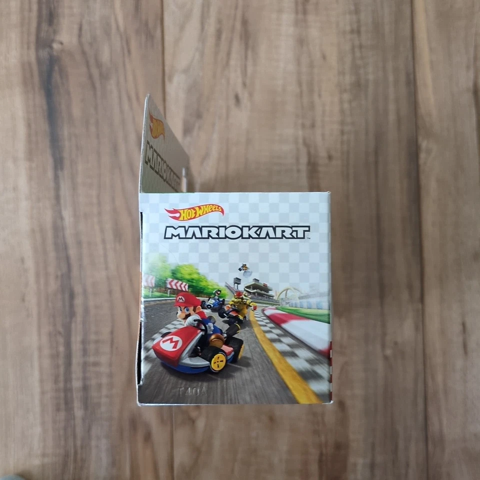 Hot Wheels Mario Kart 4 Pack W/ Orange Shy Guy New Sealed Mattel Ships Fast - Image 4 of 4