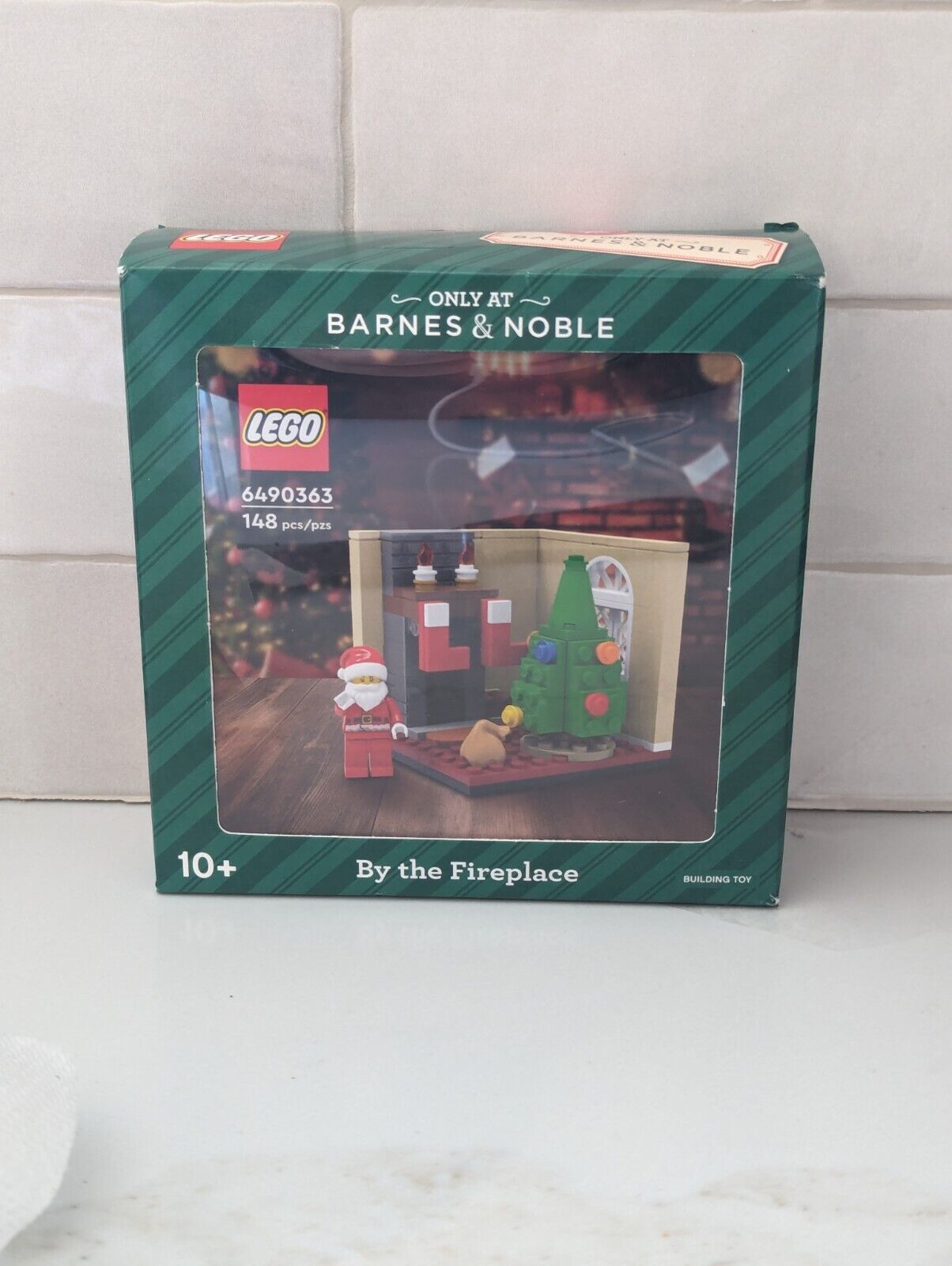 LEGO 6490363 Santa By the Fireplace Barnes & Noble Exclusive GWP NEW SEALED