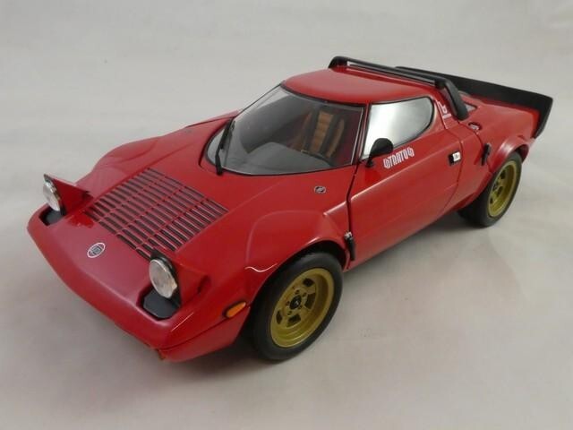 京商　LANCIA STRATOS HF 1:18スケール Wow rare Unboxing Kyosho Lancia Stratos HF 1:18 diecast