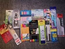 14-teiliges Schulmaterial-Set, ganz neu, originalverpackt 2X