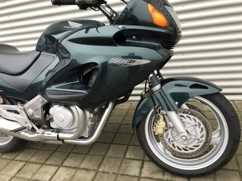 Honda nt 650 deauville