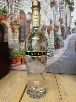 Marzadro Anfora 0,7 Liter 43% Vol. In Terrakotta gereift aus Gastronomieauslösun