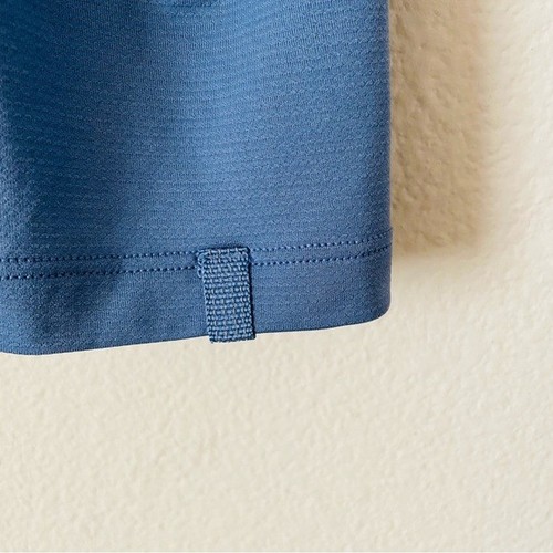 Lululemon SIZE 6 Ultralight waist length tank top in Oasis Blue - Picture 5 of 5
