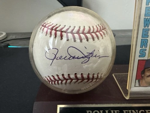 Autographed  Baseball Ball - Rollie Fingers - With Stand And 84 Topps Card
