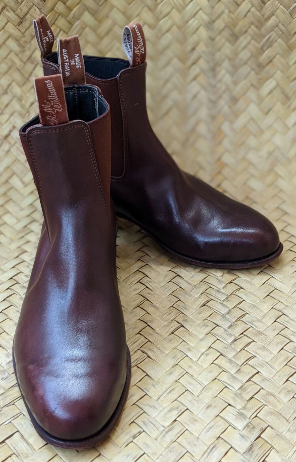 RM WILLIAMS Men Cuban Chelsea Leather 