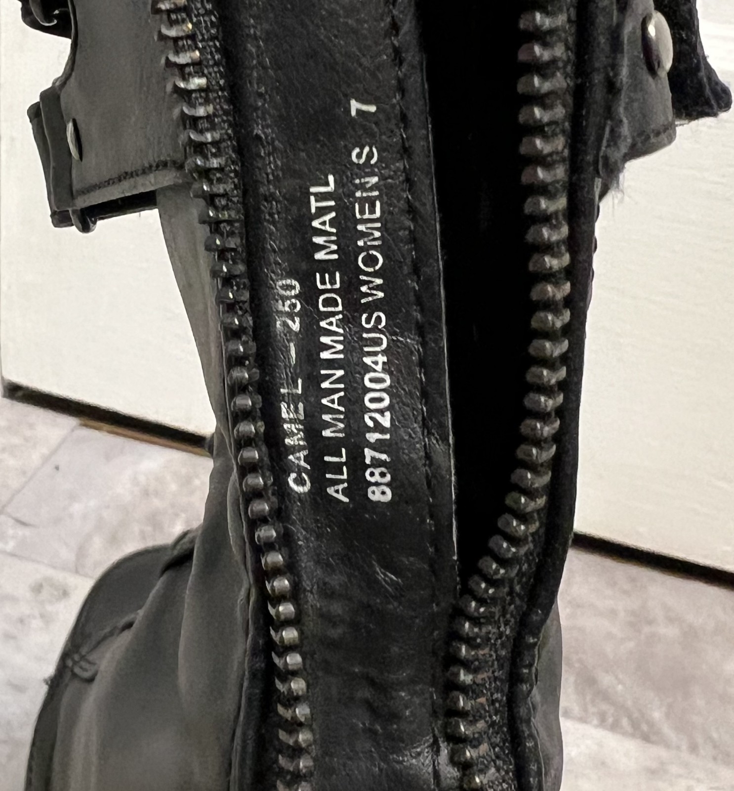 demonia camel 250 size 7 - image 7