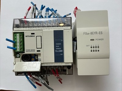 Mitsubishi Melsec FX1N-24MR-ES/UL Programmable Controller PLC W/ FX2N-8EYR-ES/UL