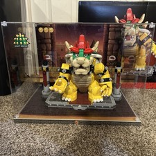 LEGO Super Mario: The Mighty Bowser W/ Mighty Bowser Acrylic Display Case