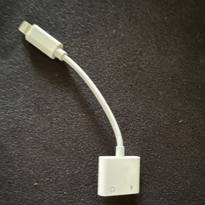 Apple Lightning to 3.5mm Audio & Charging Adapter, White 6in 2-Port for iPhone