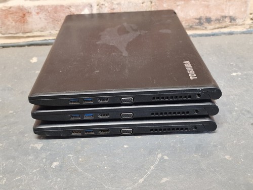 Job Lot x 3 Toshiba Satellite Pro R50-B-12u I5, 4GB RAM 500GB HDD W10 FAULTY - Picture 10 of 11