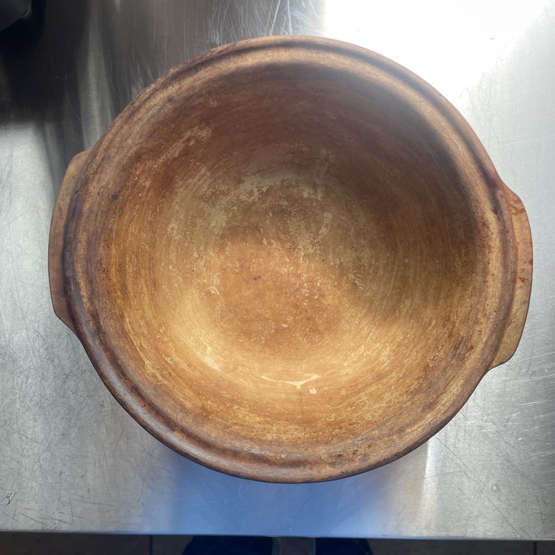 Pampered Chef Family Heritage Collection Stoneware 14" K Bowl Perfect Seasoned