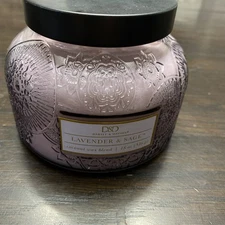 Darsee & David  coconut wax blend  candle 18 oz - Lavendar and Sage