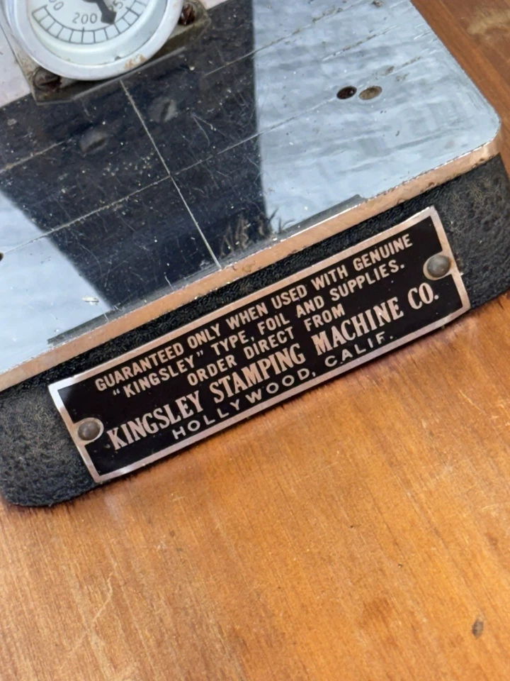 Máquina de estampado Kingsley de colección lámina caliente hecha en EE. UU. 14030 sello sin probar Foto 4 de 4