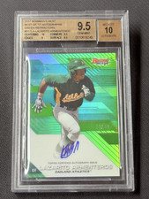 2017 Bowman's Best GREEN REFRACTOR PROSPECT ROOKIE AUTO Lazarito Armenteros /99