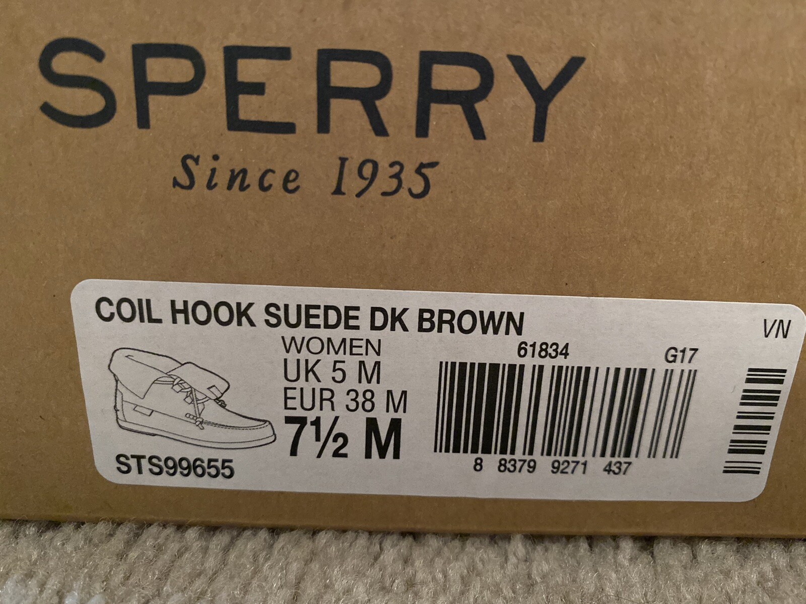 sperry coil hook bootie