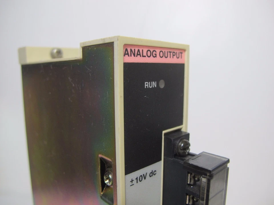 Eaton Cutler Hammer D500 AOM 210 módulo de salida analógica PLC D500AOM210 D500 AOM210 Foto 4 de 4