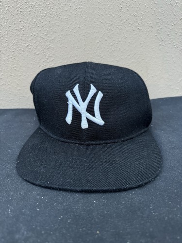 Men's New York Yankees New Era Navy Game Authentic On-Field One Size
