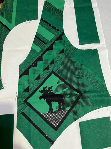 25-03-130 Fabric Panel-OUT OF THE WOODS-DREAMSPINNERS-VIP-ADULT GREEN VEST - Picture 4 of 4