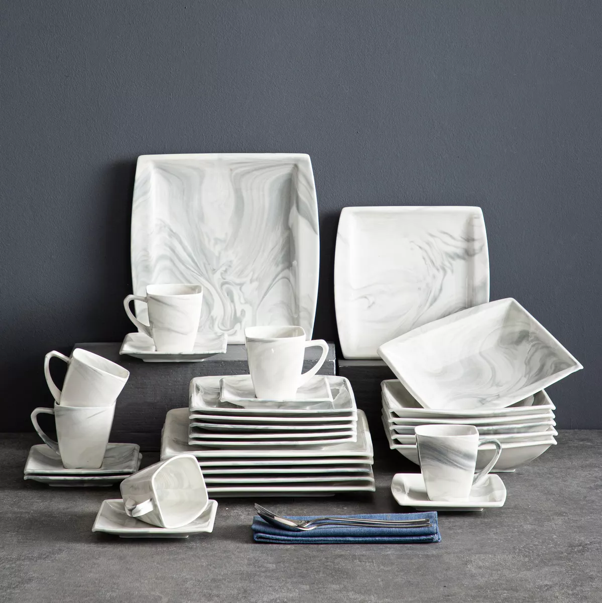 MALACASA 26-Piece White Porcelain Dinnerware in the Dinnerware department  at