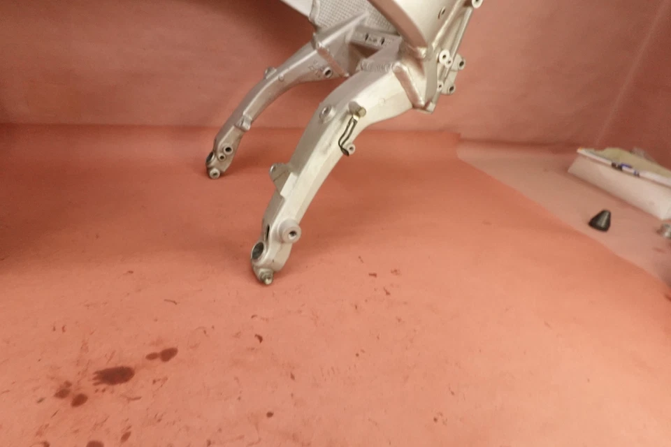 03-10 CHASIS CUADRO PRINCIPAL HONDA ST1300 Foto 4 de 4