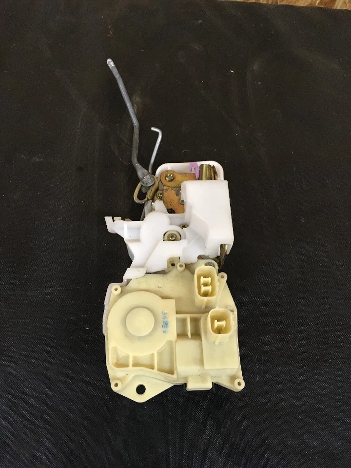 Actuador de cerradura de puerta delantera para pasajero Honda Odyssey 99-04 OEM Foto 3 de 3