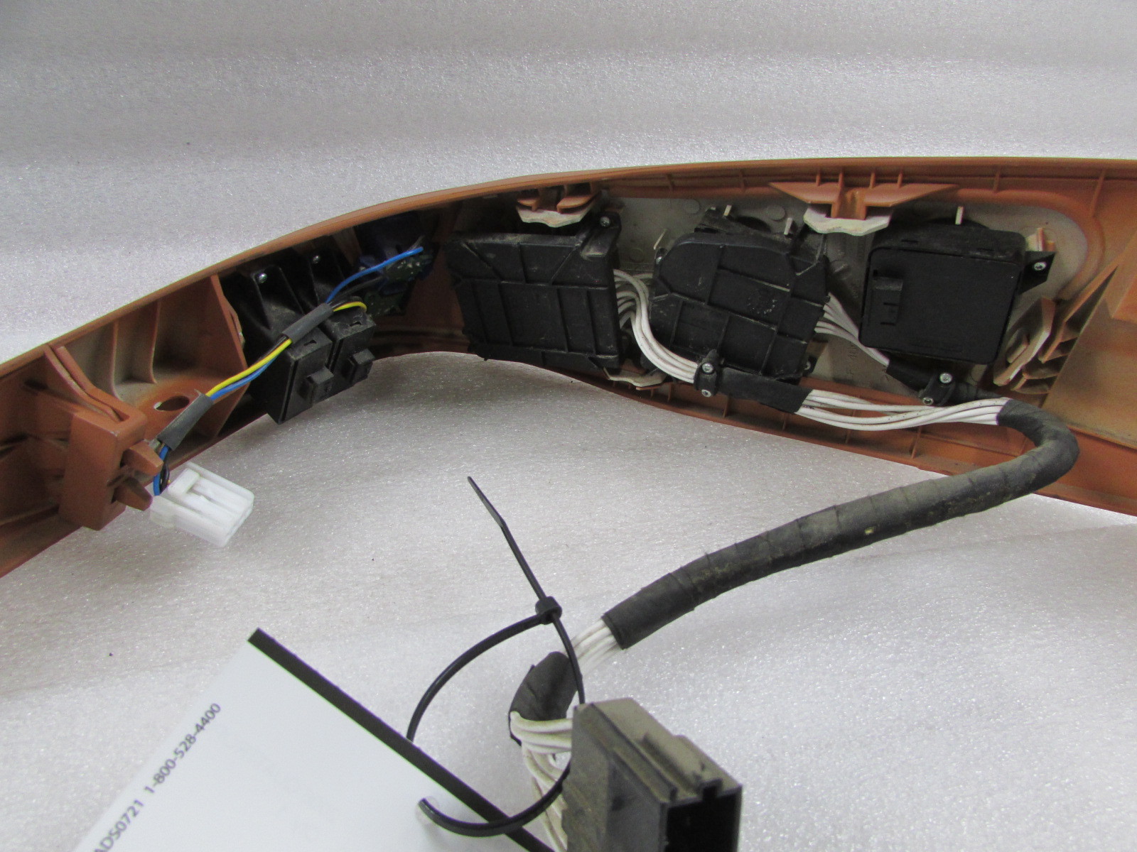 Maserati Quattroporte, RH, Right Front Seat Switch w/ Surround Used, 981321830