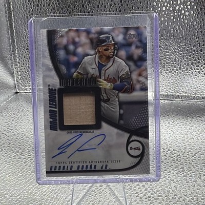Topps Major League Material Autographs Ronald Acuña Jr. #MLMAR-RA Braves 05/10